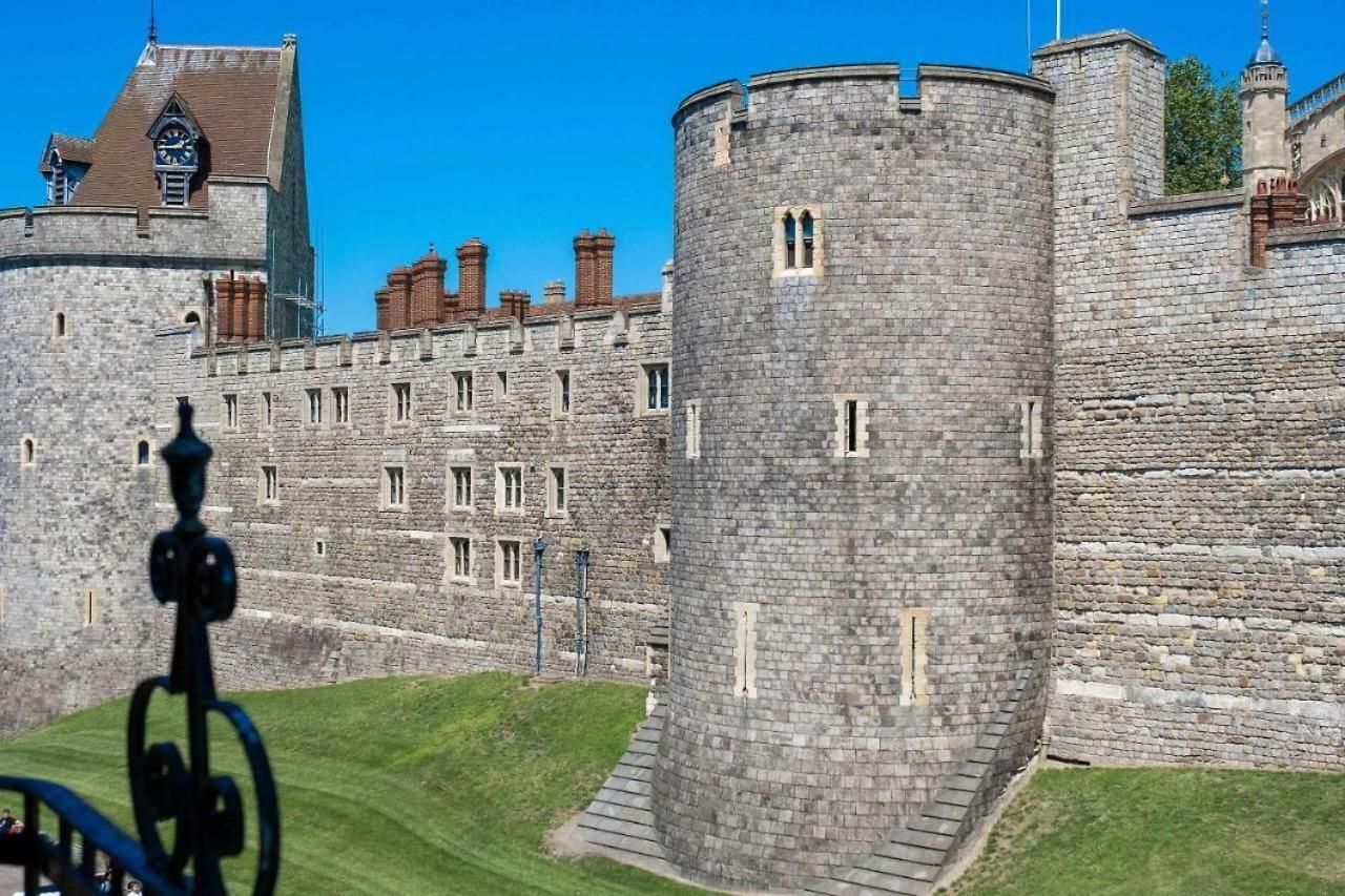 H & G Hotel Opposite Windsor Castle ภายนอก รูปภาพ